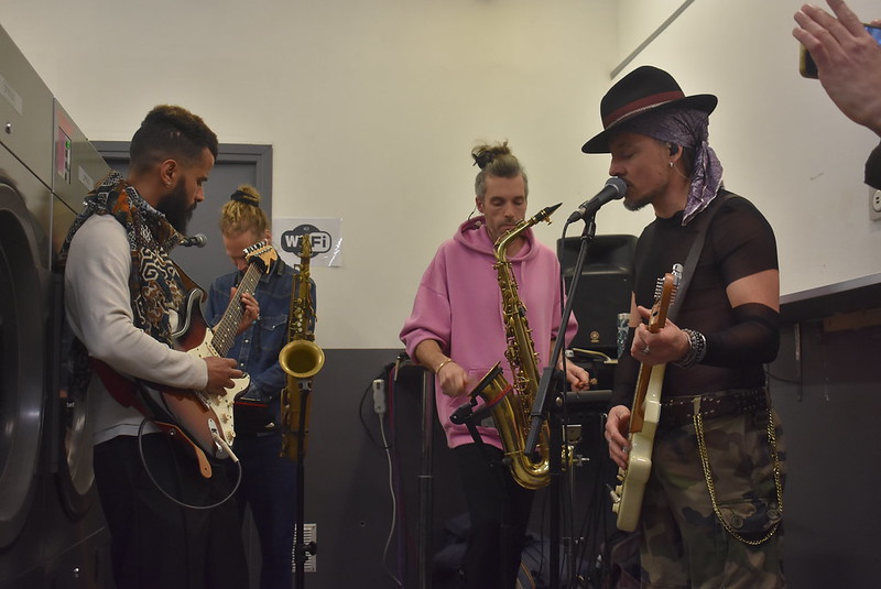 DirtyCute en concert